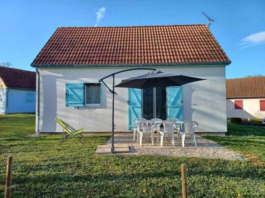 La Maison Bleu Du Lac De Celine Giffaumont-Champaubert Exterior foto